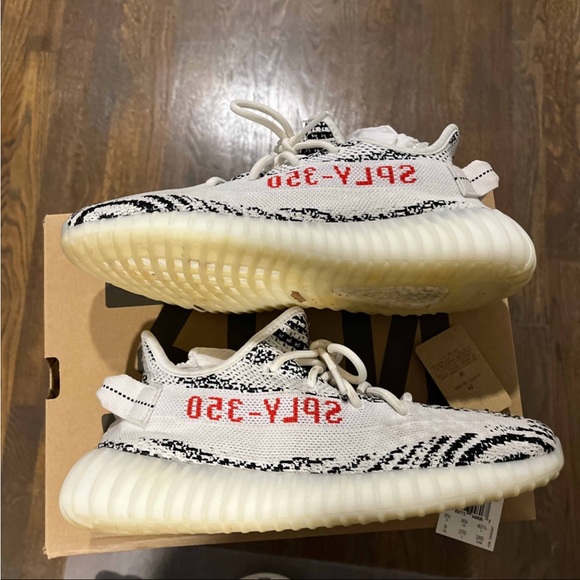 adidas gazelle silver green womens Adidas Yeezy Boost 350 V2 Zebra  SELLZC